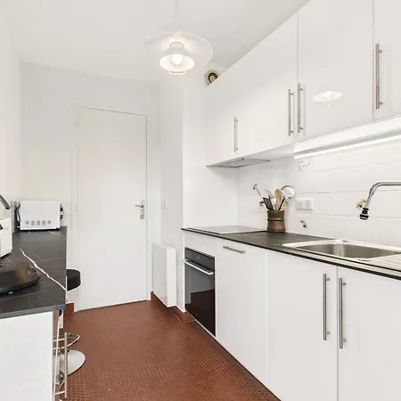 120 M De La Plage- Pour 4 - Balcon La Baule